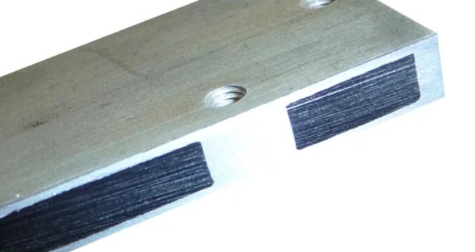 Eaton thermal straps busses