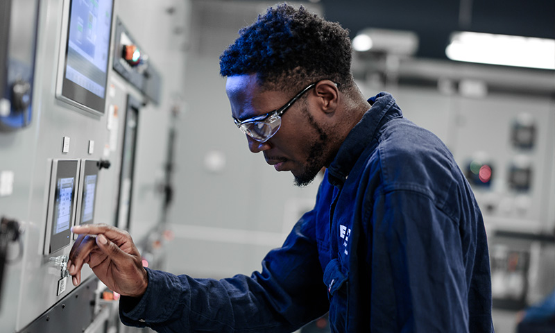 Field Service Tech at Eaton