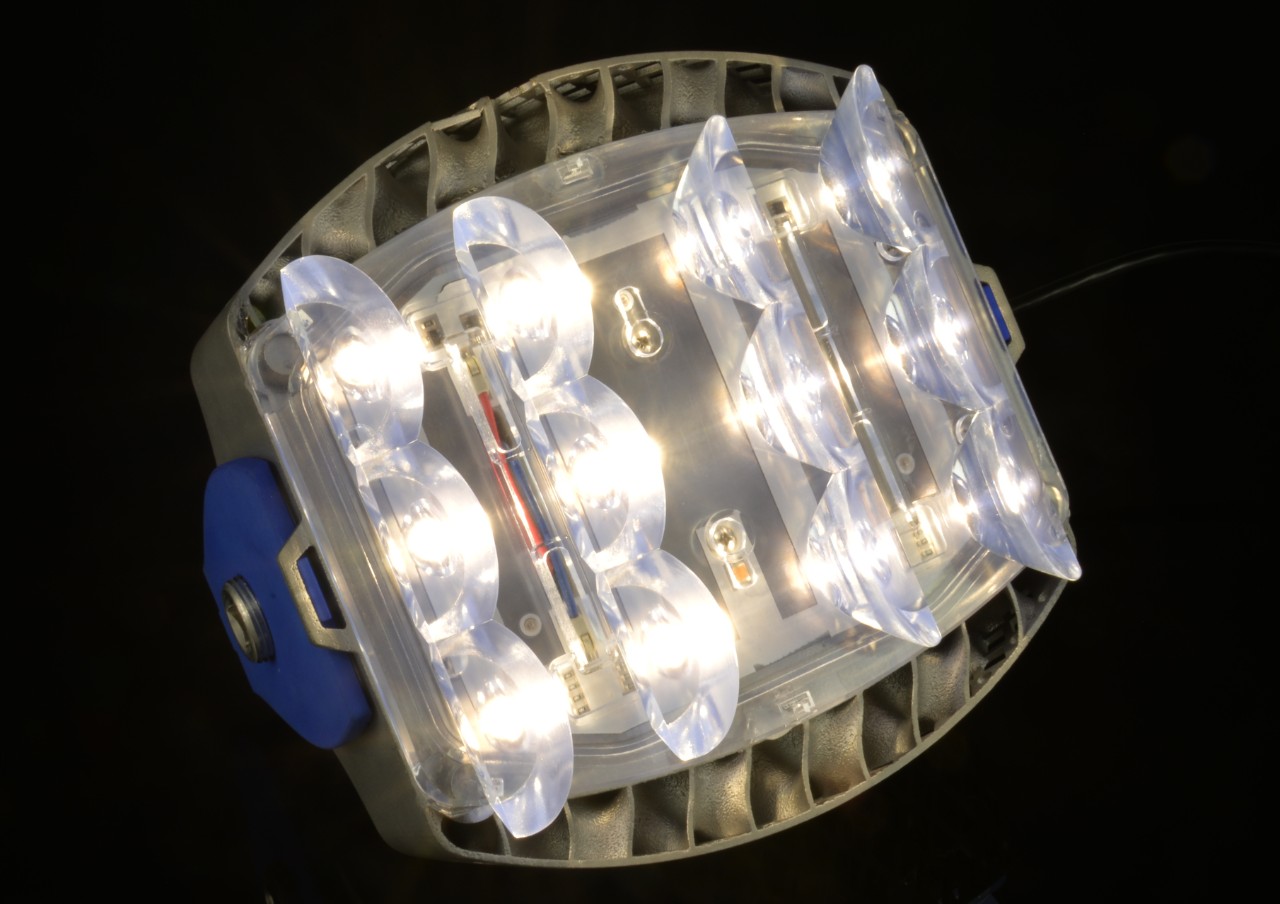 luminaire with leds lighted additive manufacturing