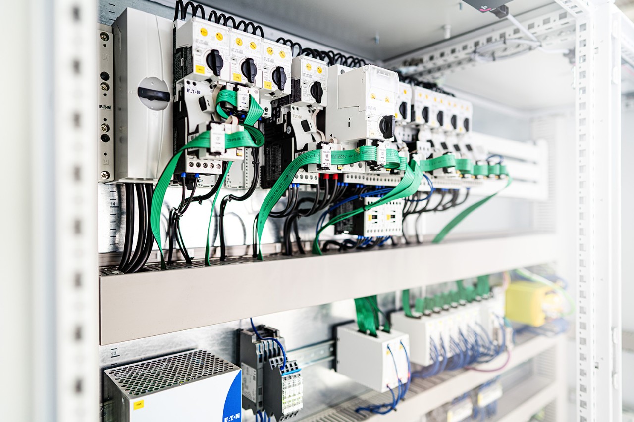 eaton-tibo-swd-in-cabinet-mrm²