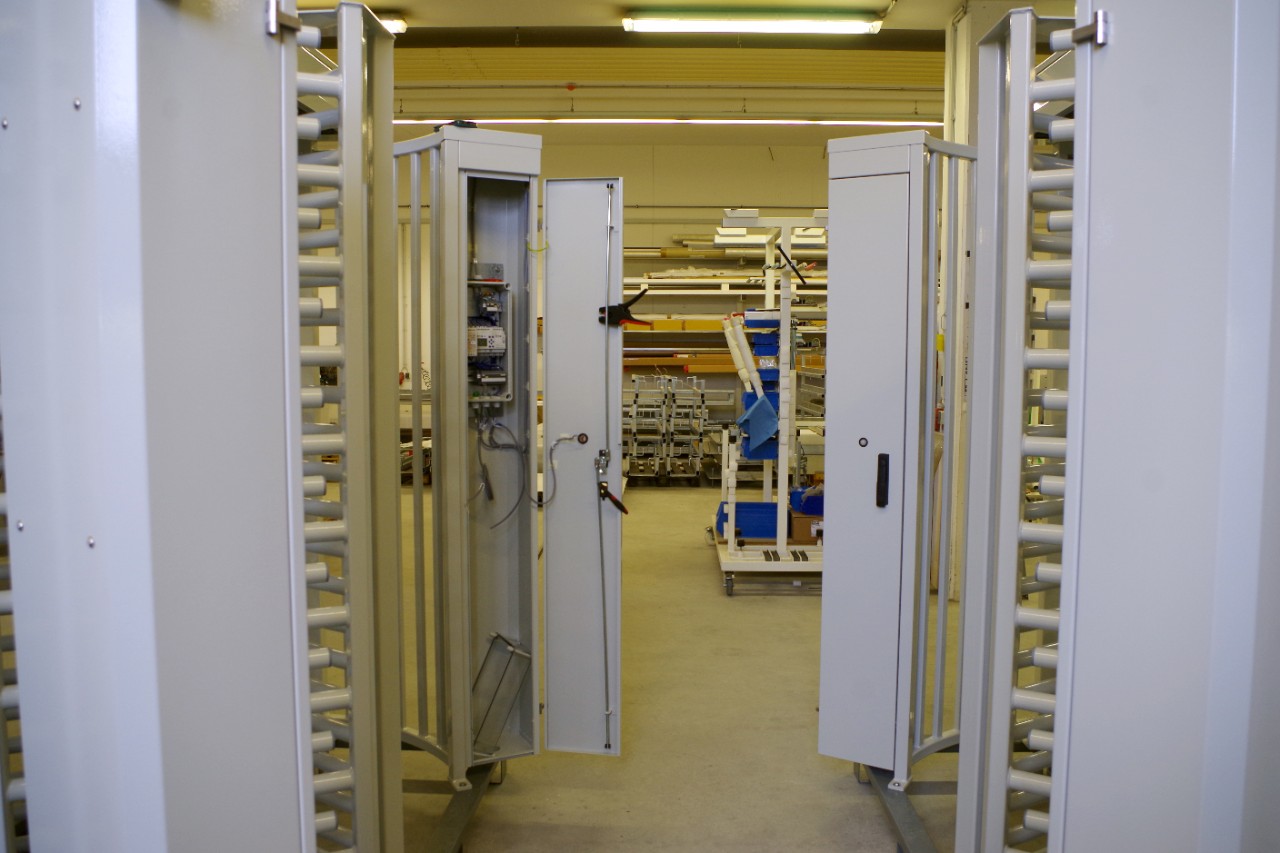eaton-css-zabag-turnstiles-from-side.jpg
