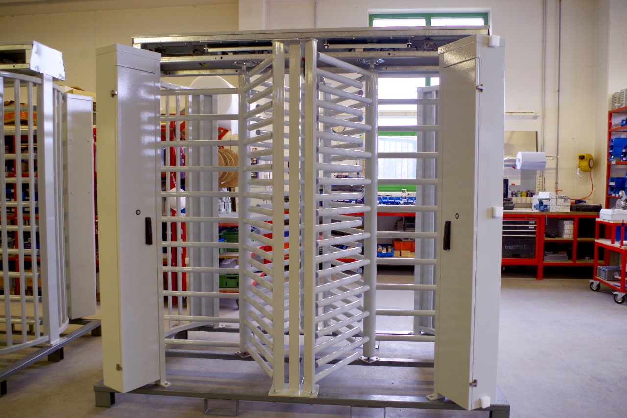 eaton-css-zabag-turnstile-system.JPG